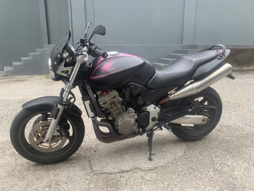 Honda Hornet 900