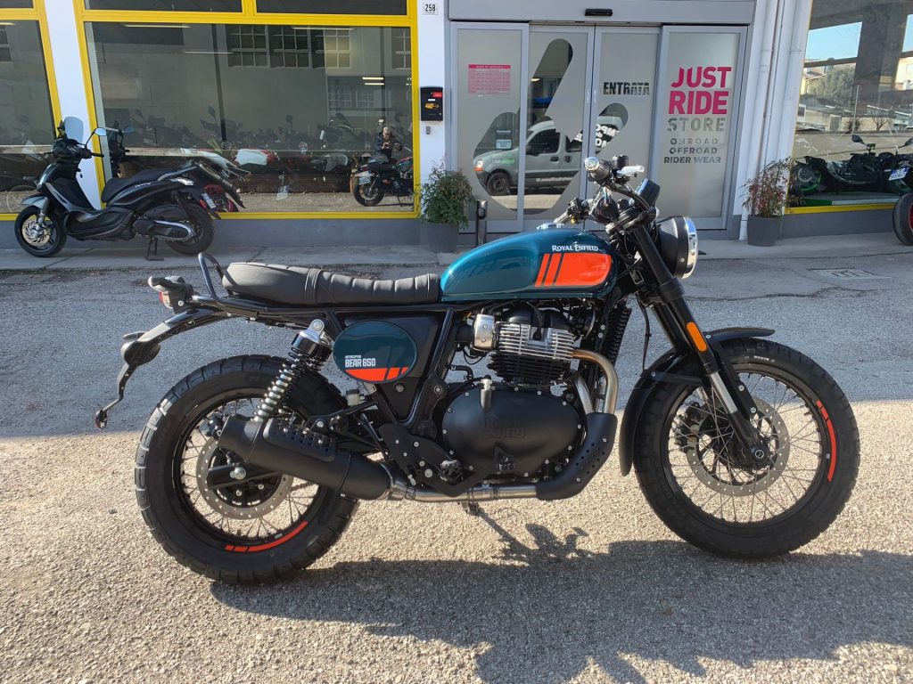 Royal Enfield Bear 650 (2025)