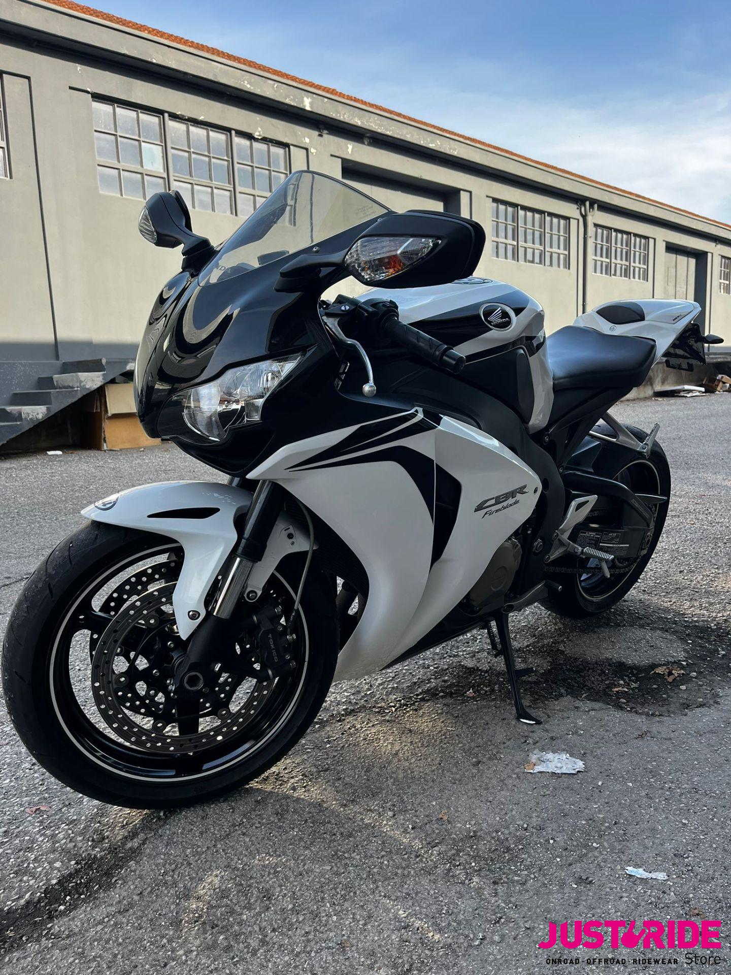 Honda CBR 1000 RR Fireblade (2008 – 11)