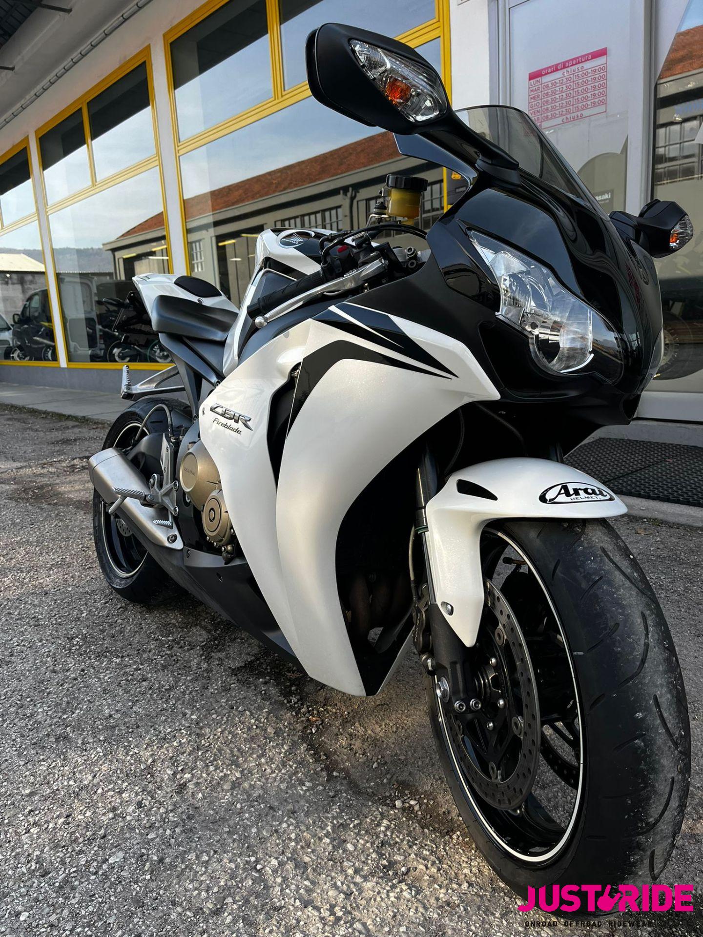 Honda CBR 1000 RR Fireblade (2008 – 11)