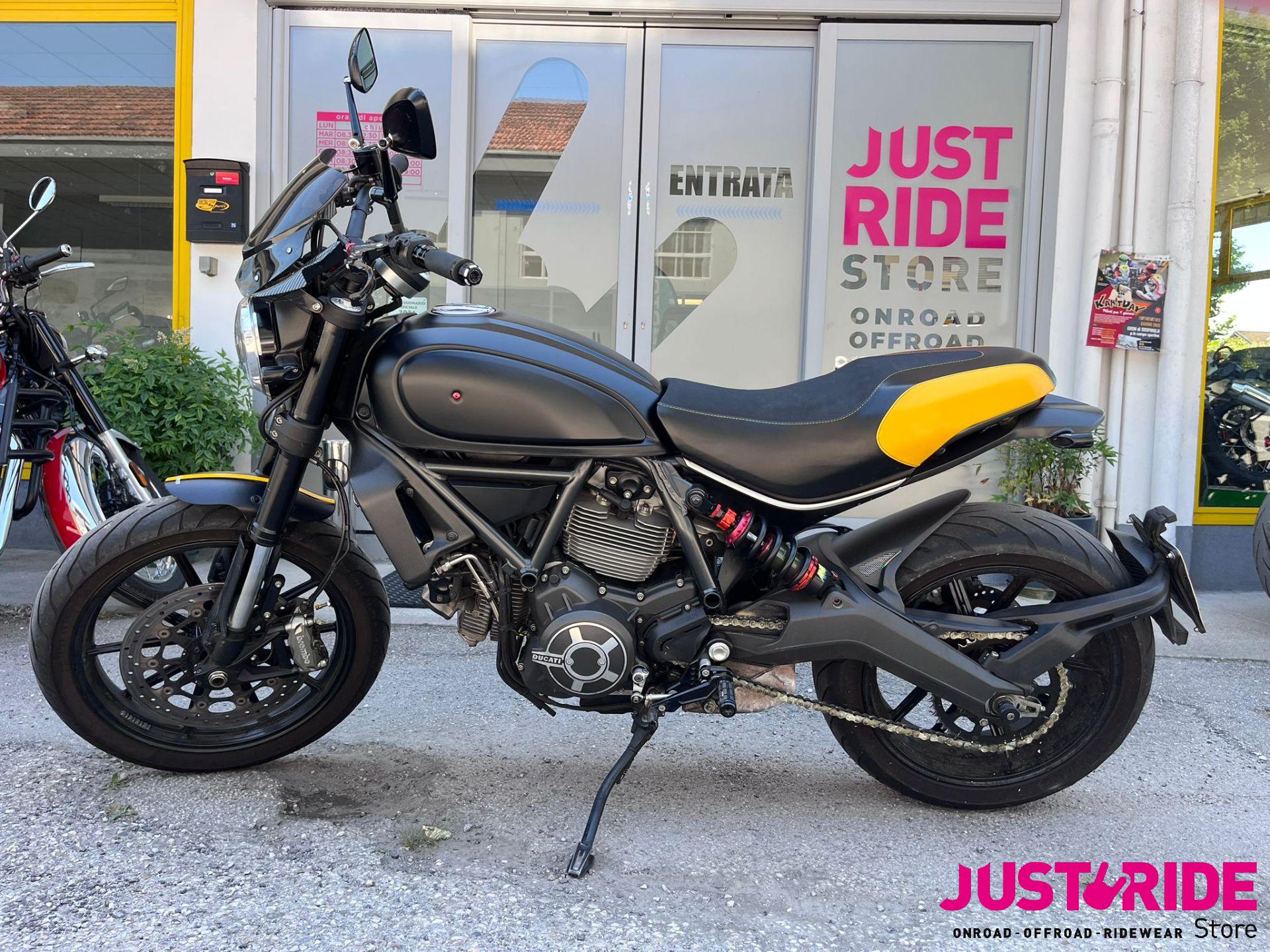 Ducati Scrambler 800 Full Throttle