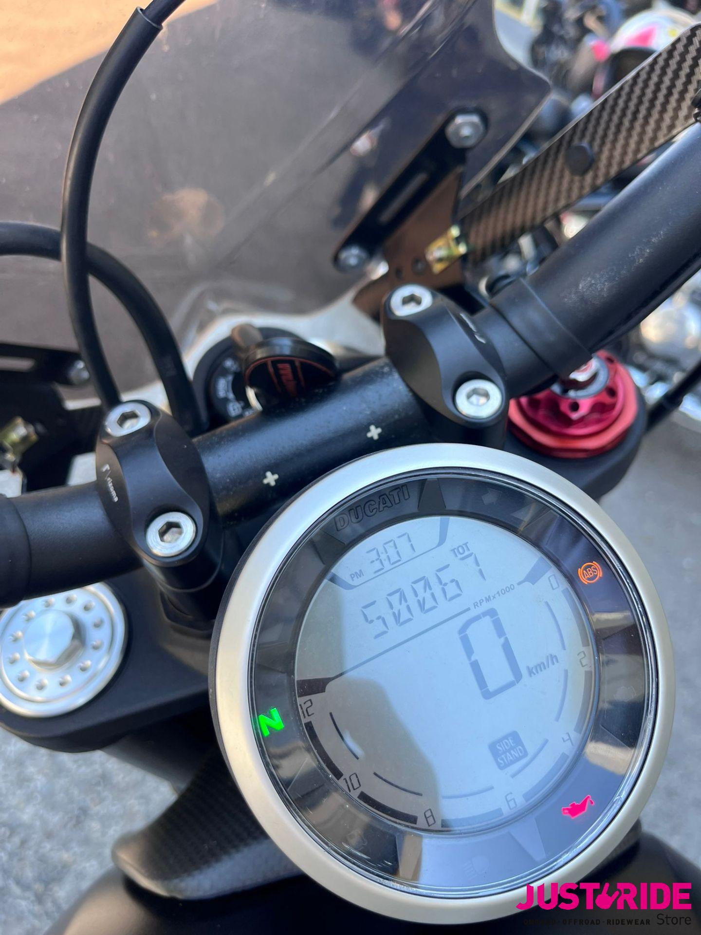 Ducati Scrambler 800 Full Throttle