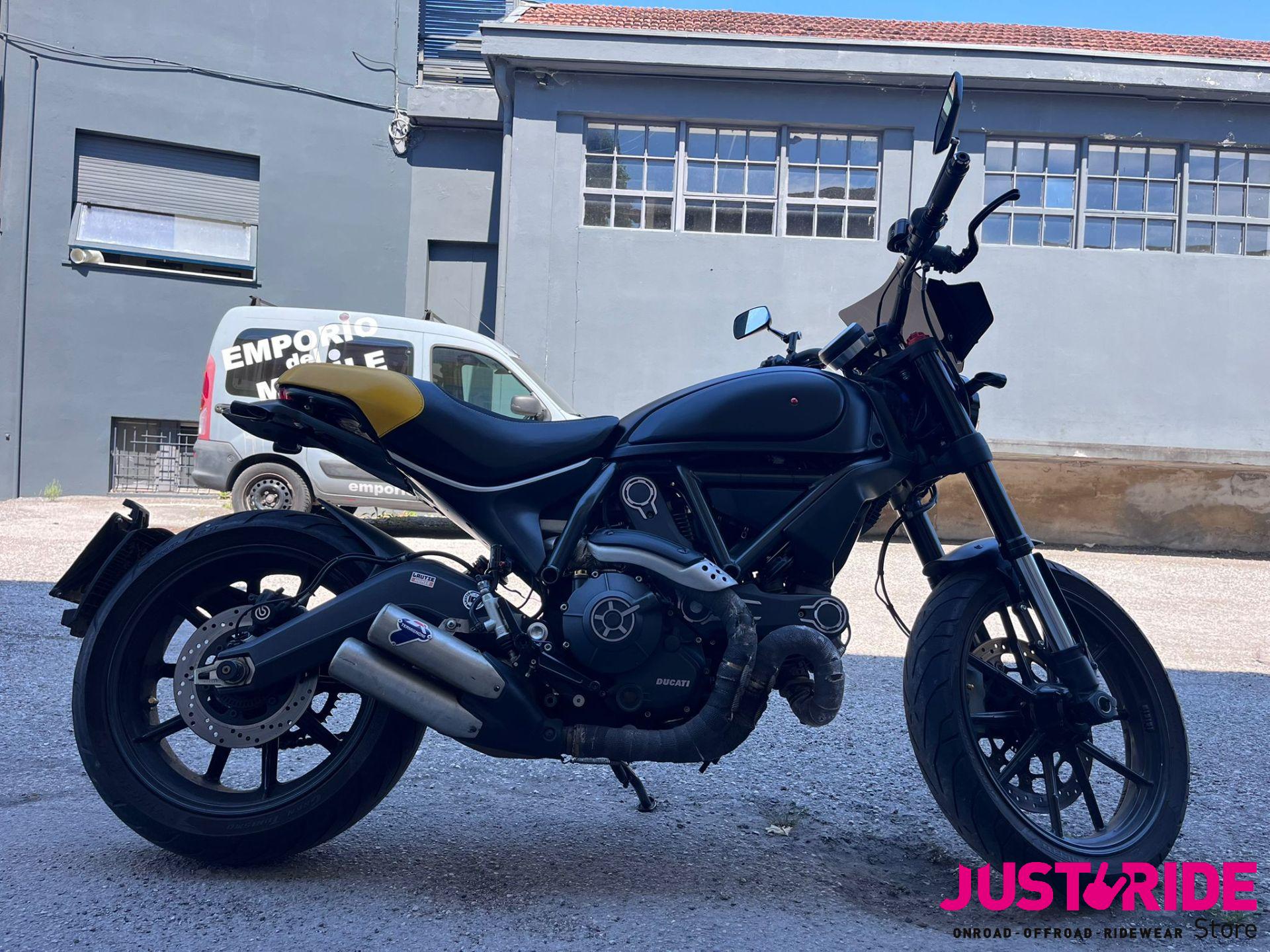 Ducati Scrambler 800 Full Throttle