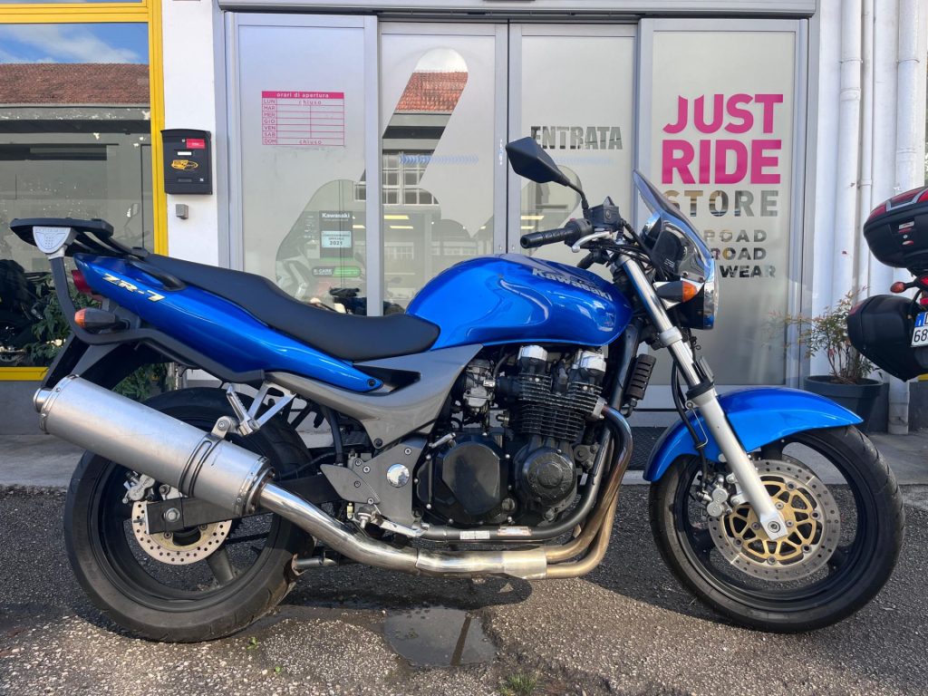 Kawasaki ZR-7 (2001 – 04)