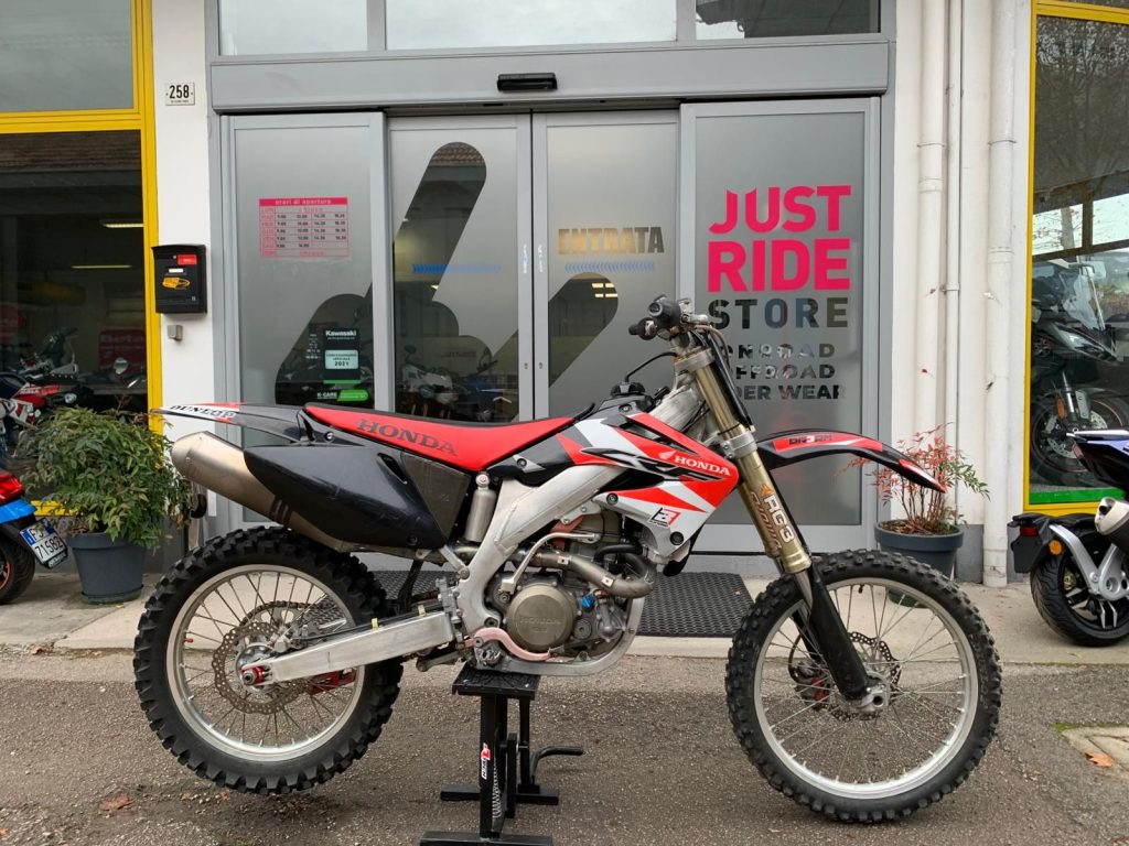 Honda CRF 450 R (2003 – 04)