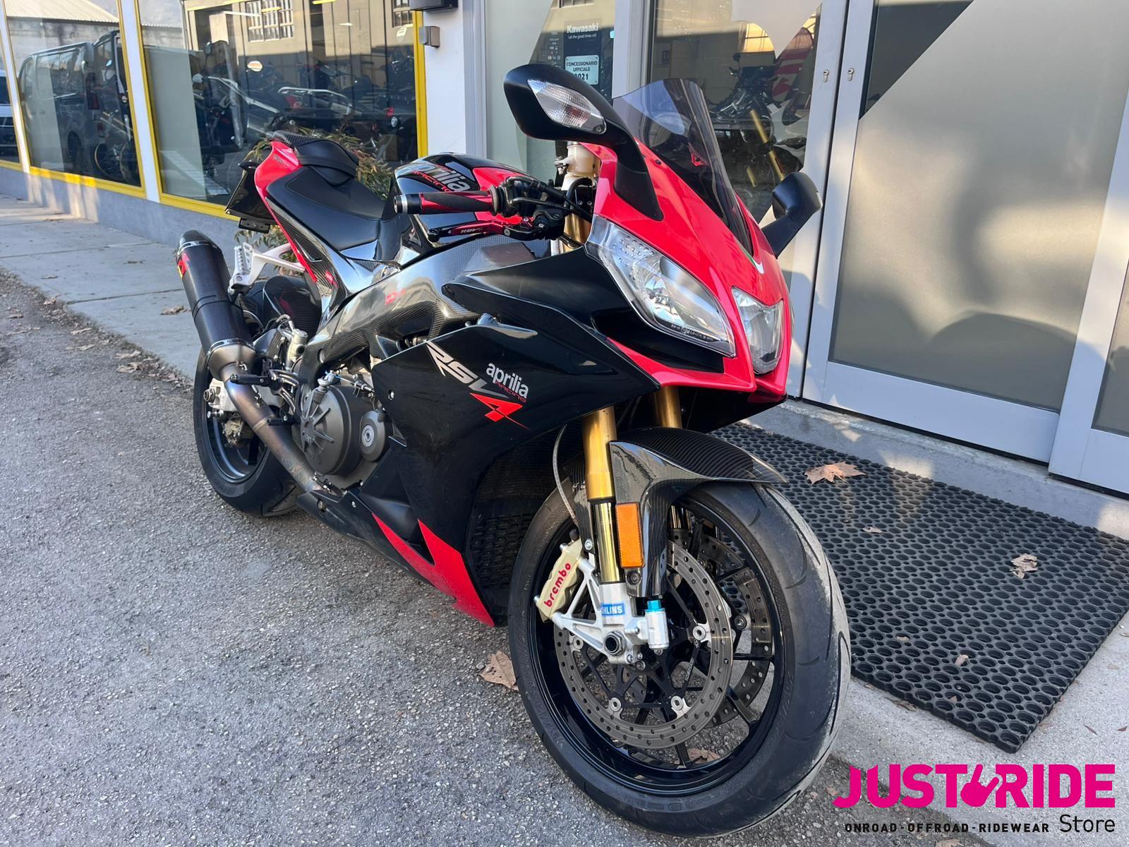 Aprilia RSV4 Factory