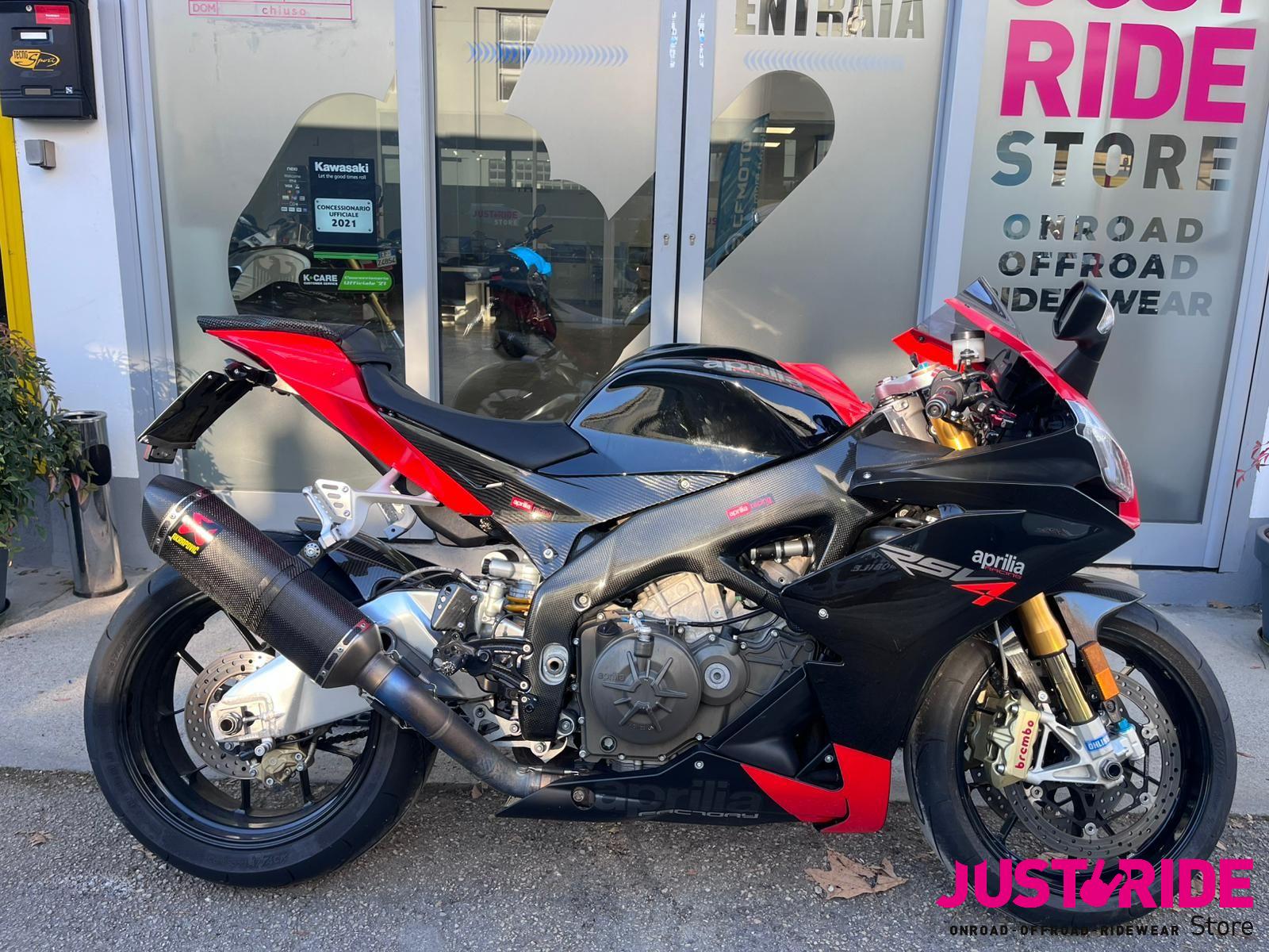 Aprilia RSV4 Factory