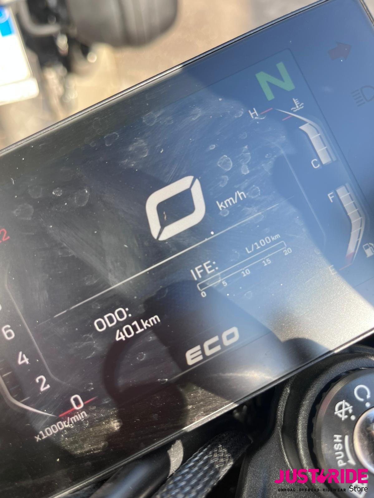CFMOTO 650NK