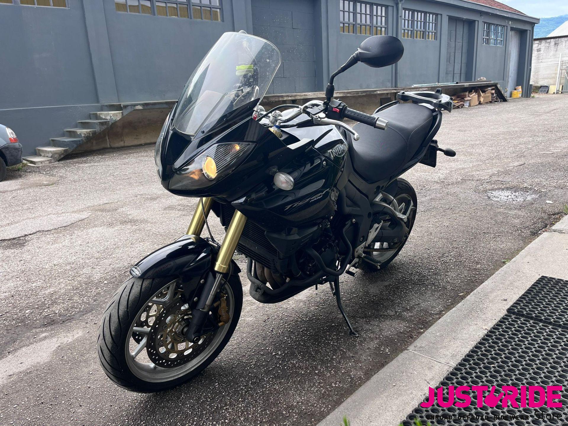 Triumph Tiger 1050