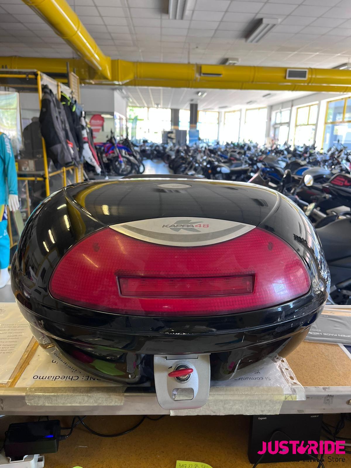 Suzuki Burgman AN 400